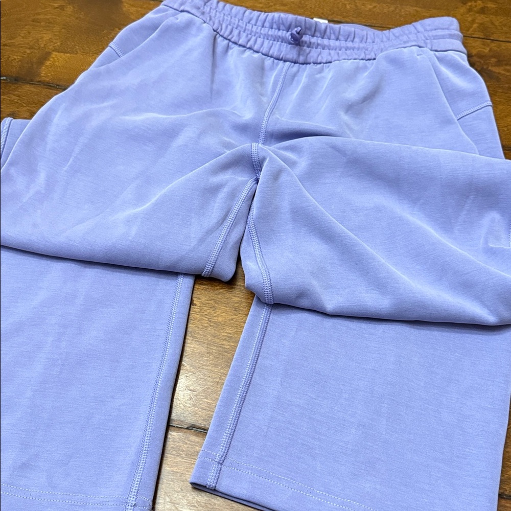 Lulu purple size 6 wide leg softstreme